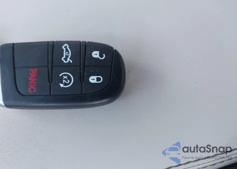 2017 Chrysler 300C из США, поврежденный, VIN 2C3CCAEG6HH646008